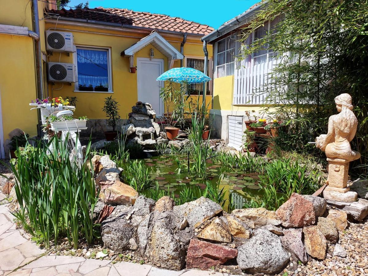 Castello Vendeg Es Apartmanhaz Еґер Екстер'єр фото
