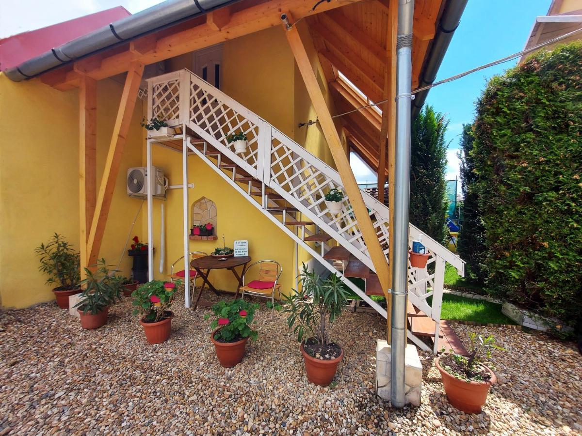 Castello Vendeg Es Apartmanhaz Еґер Екстер'єр фото