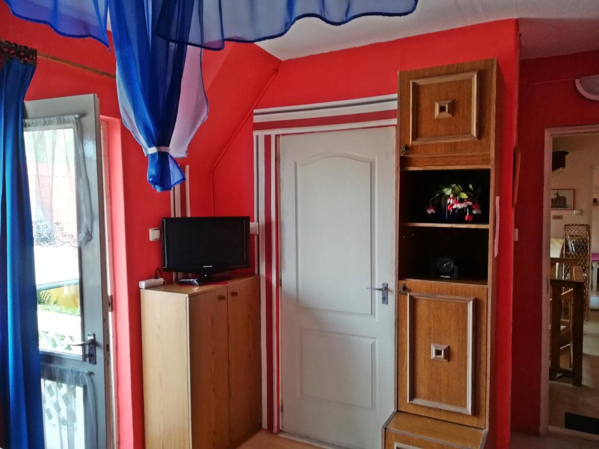 Castello Vendeg Es Apartmanhaz Еґер Екстер'єр фото